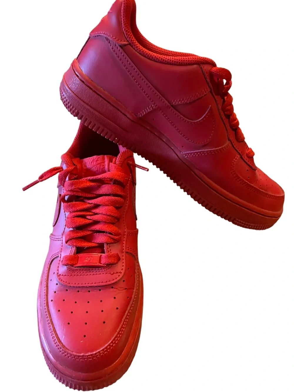 Nike Air Force 1 Kids Size 5.5 University Red Low Top Sneakers